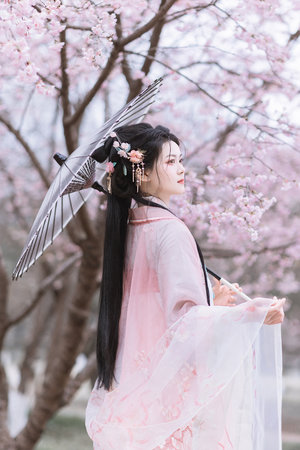 韩剧叫大叔女儿闺蜜